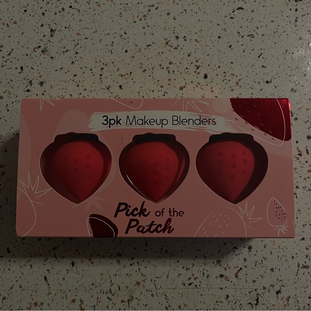 Strawberry Beauty Blenders
